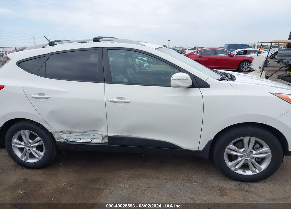 2013 HYUNDAI TUCSON GLS VIN: KM8JU3AC0DU658432