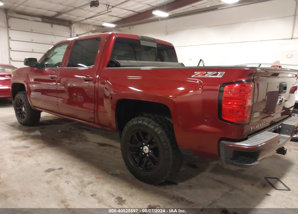 2017 CHEVROLET SILVERADO 1500 2LT VIN: 3GCUKREC0HG163810