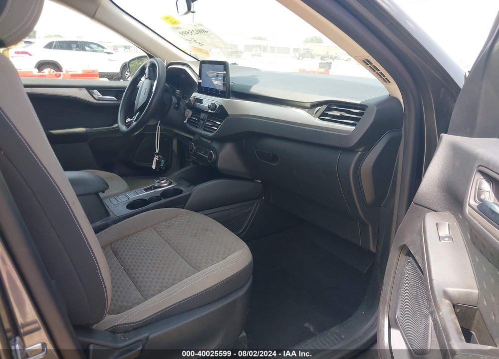 2020 FORD ESCAPE SE VIN: 1FMCU0G69LUA22356