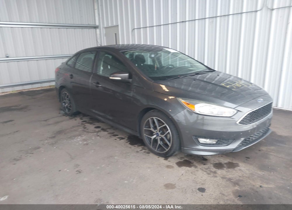 2016 FORD FOCUS SE VIN: 1FADP3F22GL379699