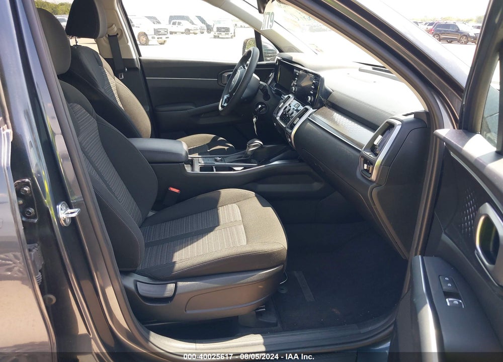 2023 KIA SORENTO LX VIN: 5XYRGDLC6PG202331