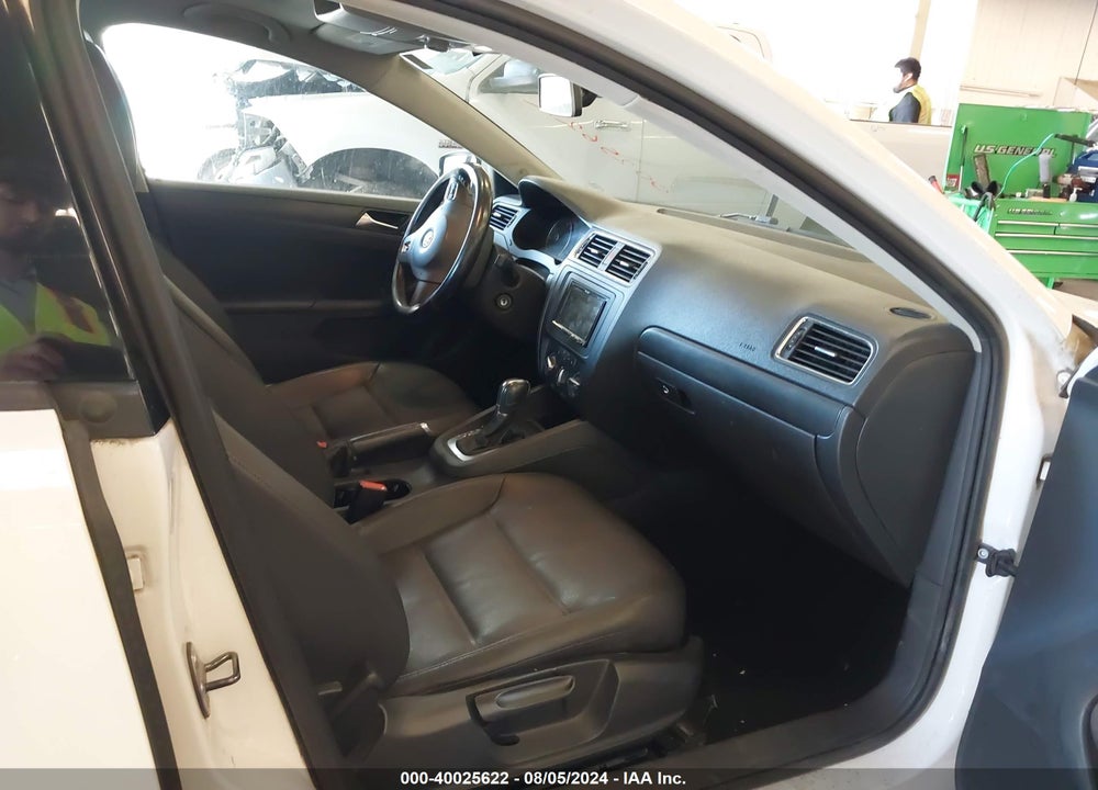 2012 VOLKSWAGEN JETTA 2.5L SE VIN: 3VWDP7AJ3CM316231