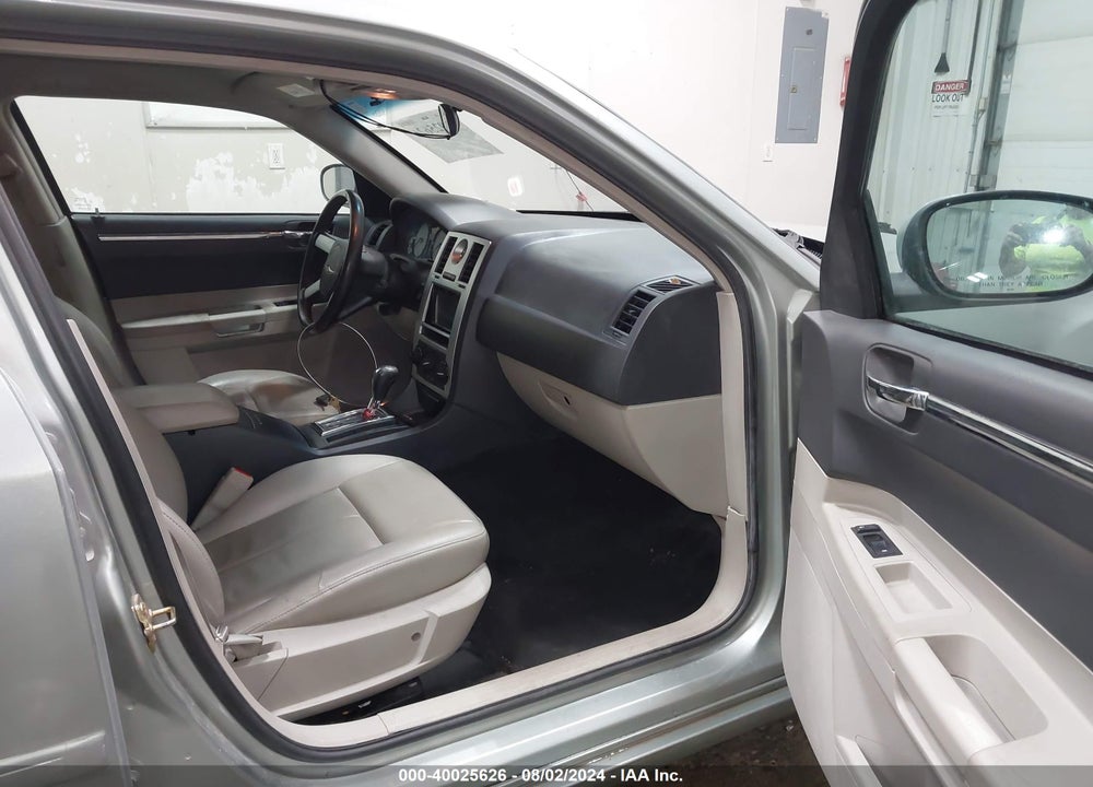 2006 CHRYSLER 300 TOURING VIN: 2C3KK53GX6H465676