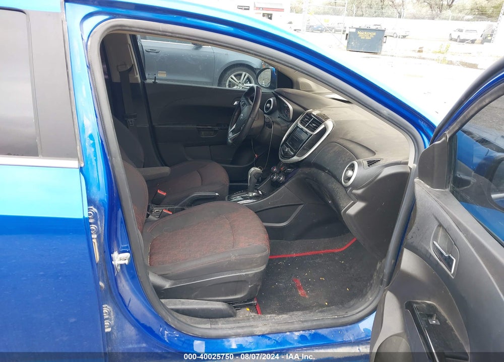 2020 CHEVROLET SONIC VIN: 1G1JD5SB3L4142286