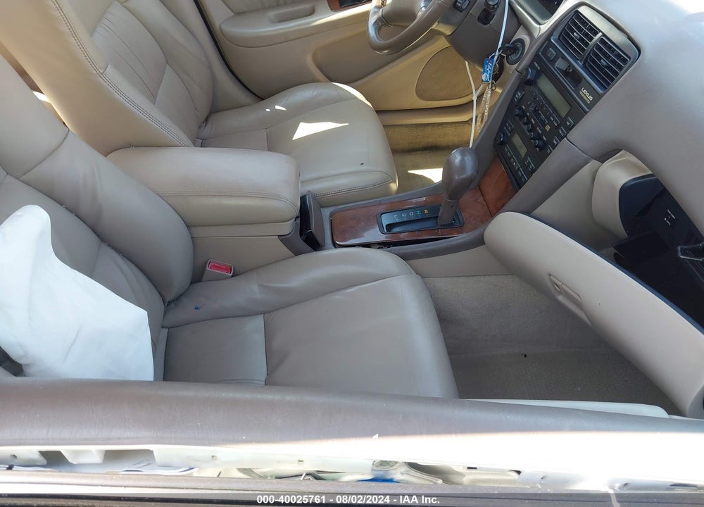 1999 LEXUS ES 300 VIN: JT8BF28G8X0182334