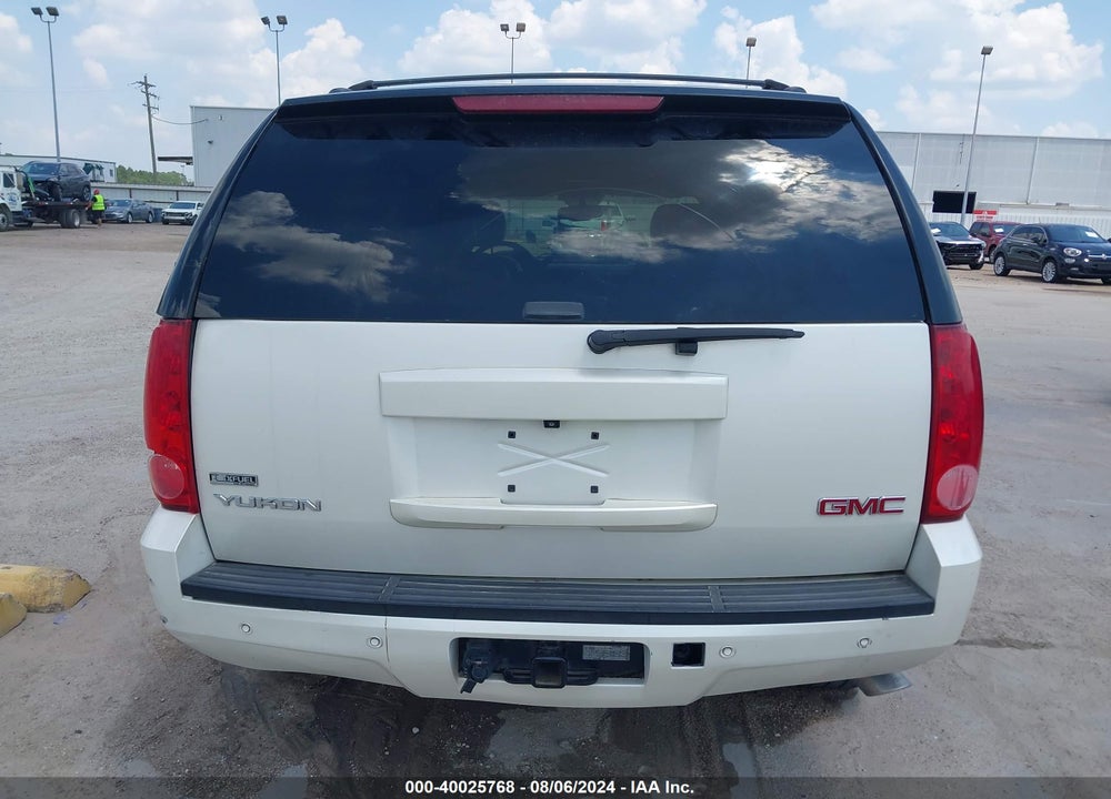 2010 GMC YUKON VIN: 1GKUCCE09AR260126