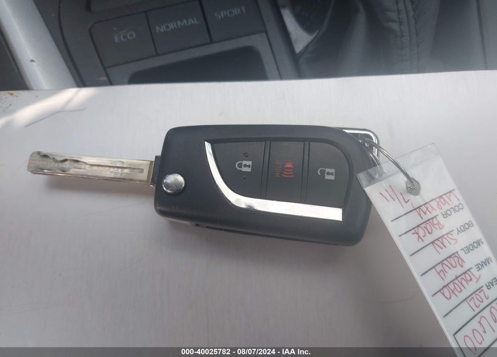 2021 TOYOTA RAV4 LE VIN: 2T3H1RFVXMW182976