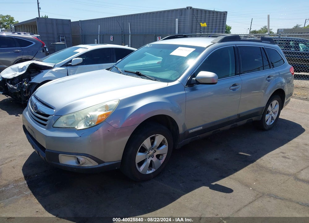 2010 SUBARU OUTBACK 2.5I PREMIUM VIN: 4S4BRBCC7A3381518