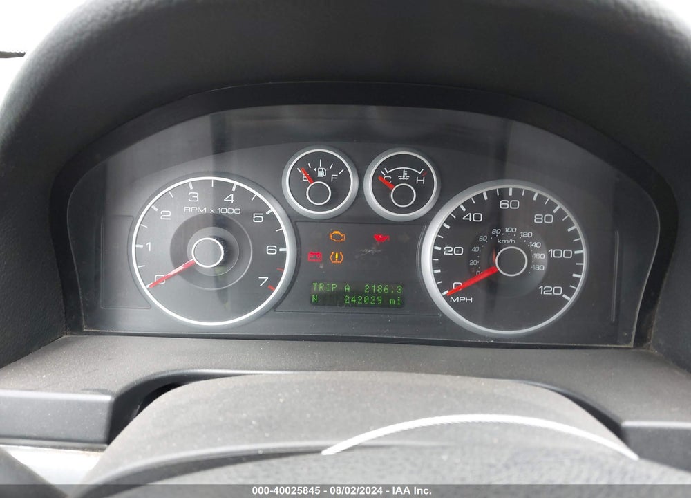 2008 FORD FUSION SE VIN: 3FAHP07ZX8R228382