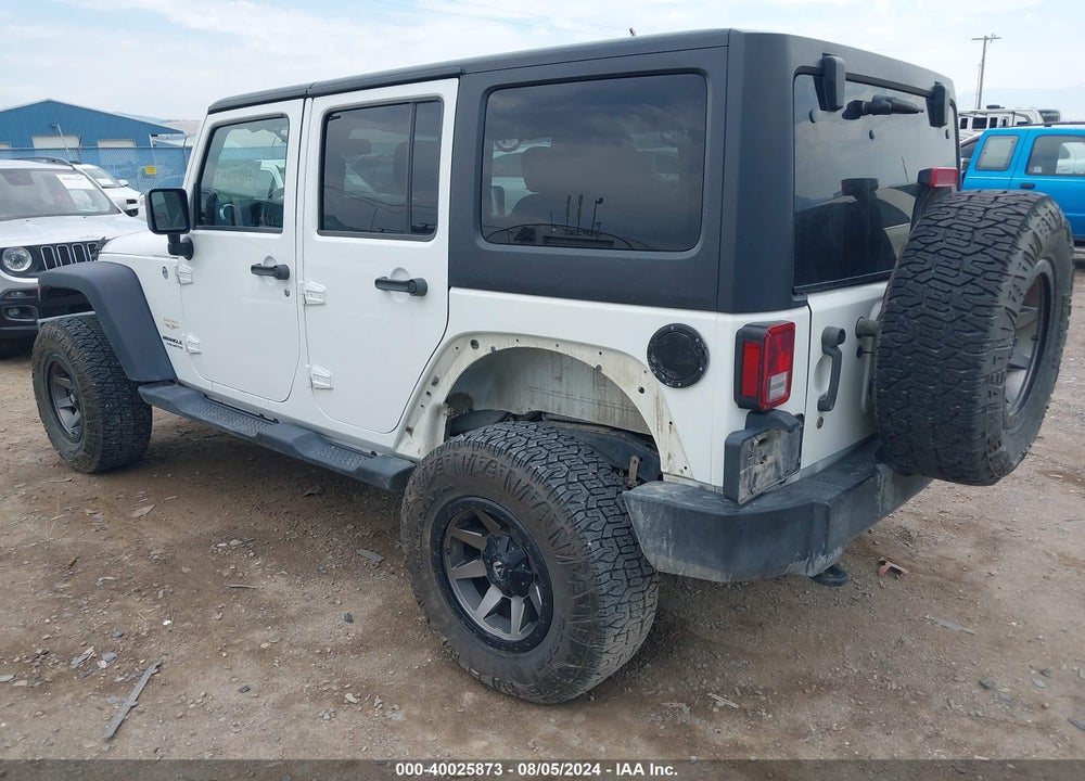 2014 JEEP WRANGLER UNLIMITED SAHARA VIN: 1C4BJWEG6EL243946