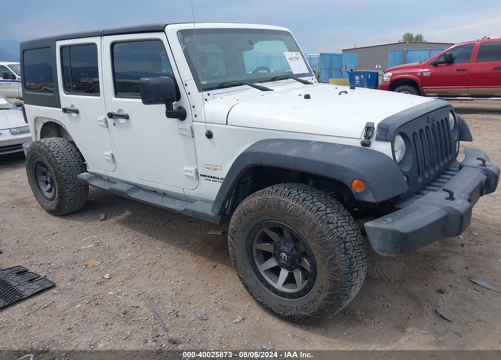 2014 JEEP WRANGLER UNLIMITED SAHARA VIN: 1C4BJWEG6EL243946