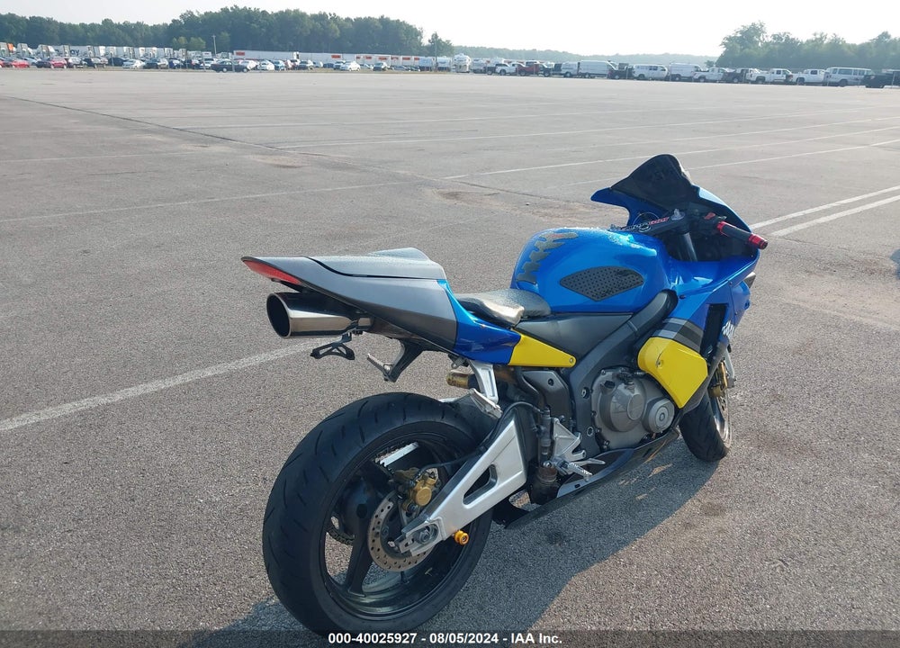 2003 HONDA CBR600 RR VIN: JH2PC37093M008857