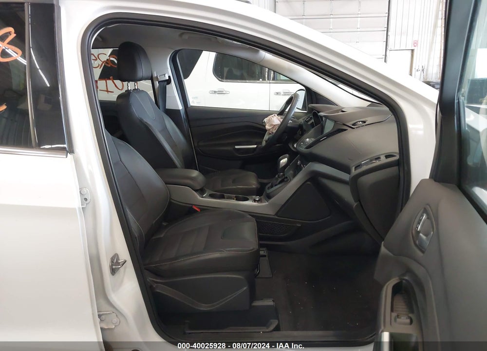2014 FORD ESCAPE SE VIN: 1FMCU9G9XEUE43164