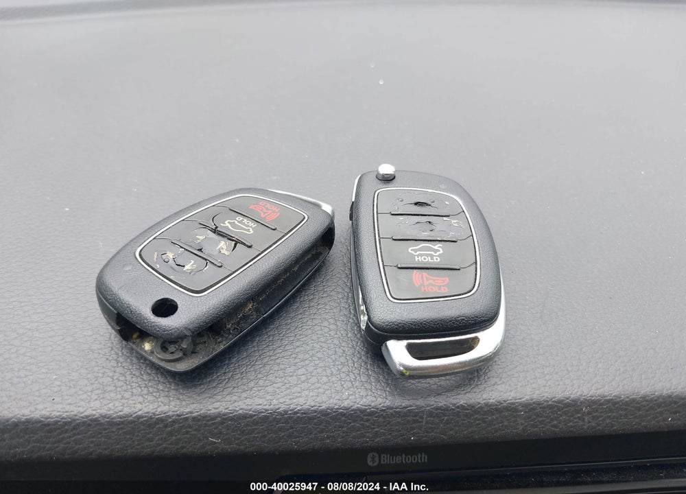 2017 HYUNDAI SONATA VIN: 5NPE24AF2HH489493