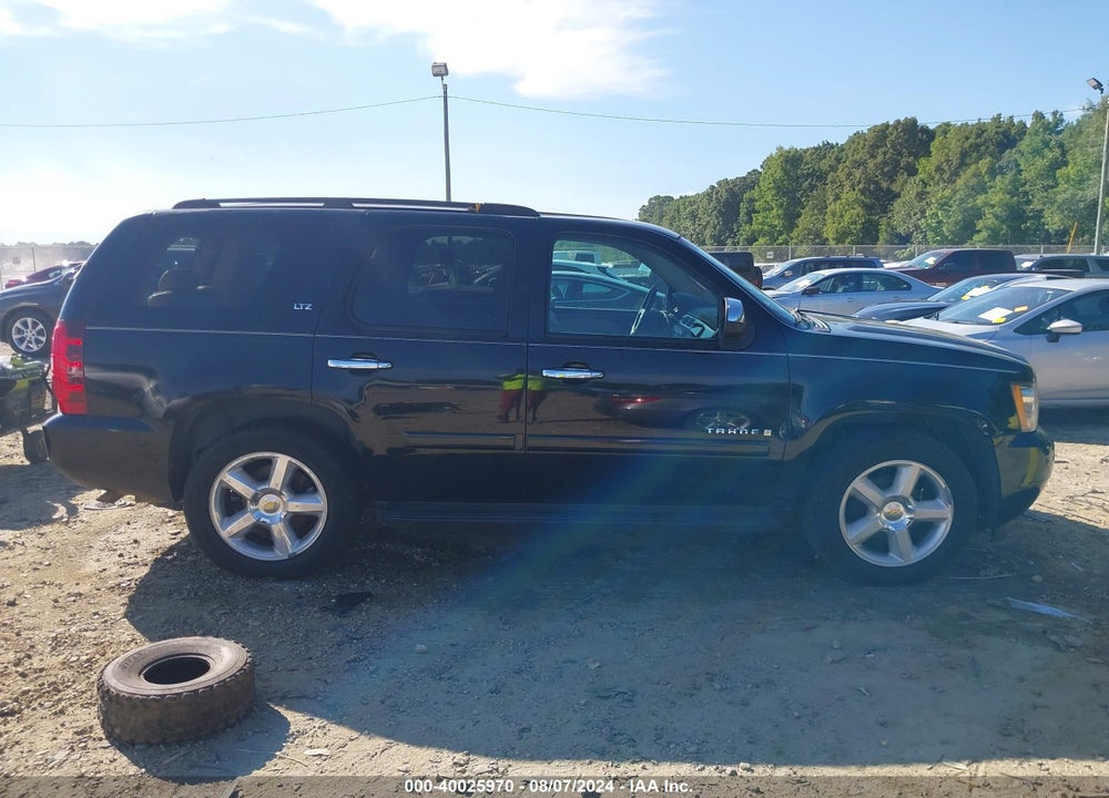 2007 CHEVROLET TAHOE LTZ VIN: 1GNFC13077J267442