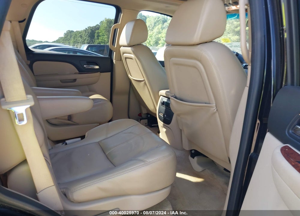 2007 CHEVROLET TAHOE LTZ VIN: 1GNFC13077J267442