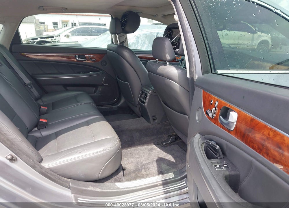 2014 HYUNDAI EQUUS SIGNATURE VIN: KMHGH4JHXEU085170