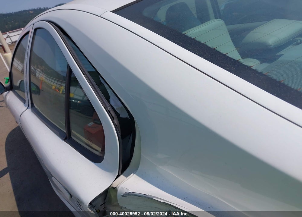 2005 VOLVO S60 2.4 VIN: YV1RS612452479839