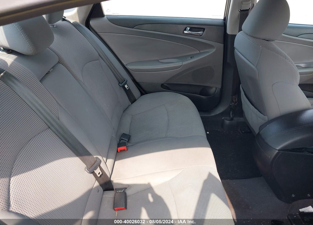 2014 HYUNDAI SONATA GLS VIN: 5NPEB4AC8EH841316