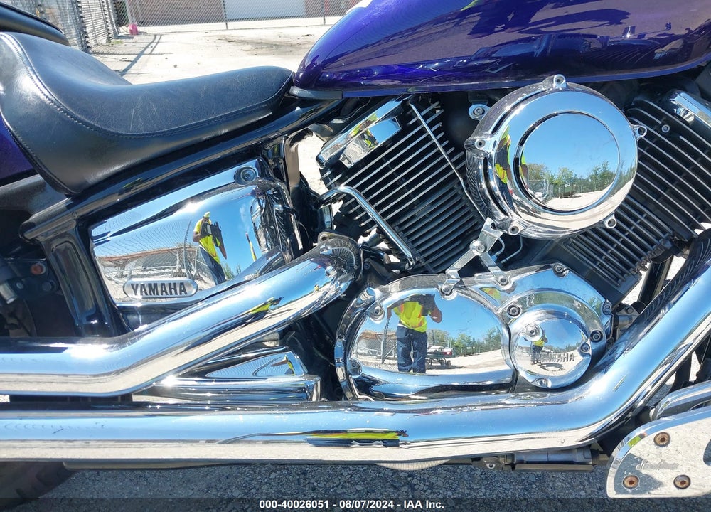 2004 YAMAHA XVS1100 A VIN: JYAVP11E44A060375
