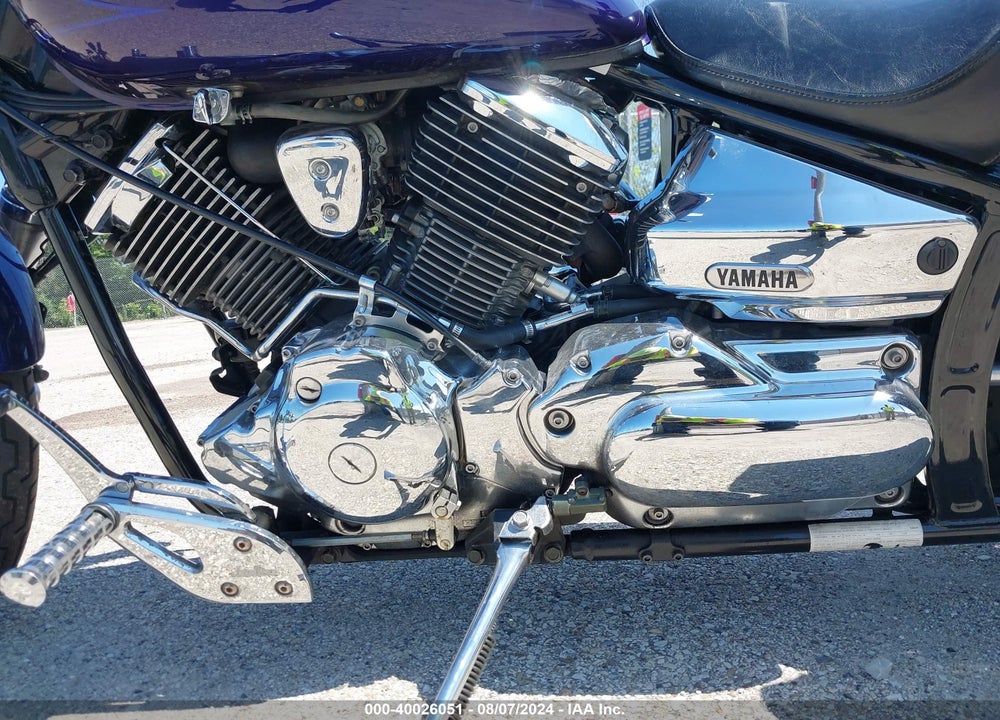 2004 YAMAHA XVS1100 A VIN: JYAVP11E44A060375