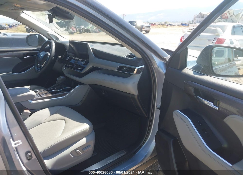 2022 TOYOTA HIGHLANDER PLATINUM VIN: 5TDFZRBH6NS216818