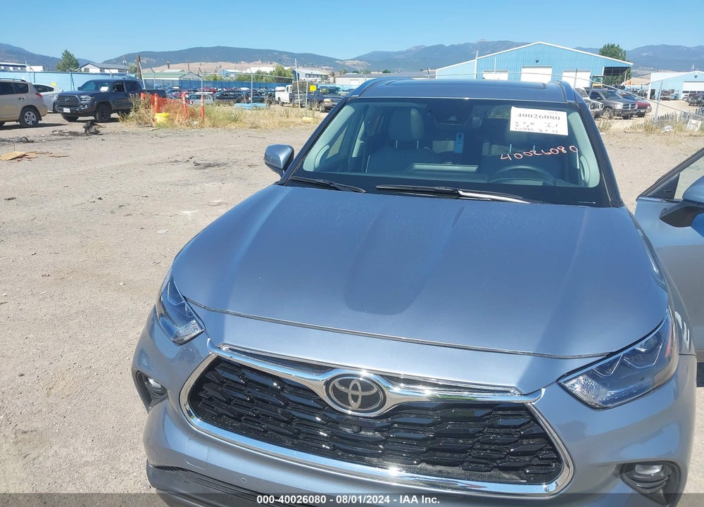 2022 TOYOTA HIGHLANDER PLATINUM VIN: 5TDFZRBH6NS216818