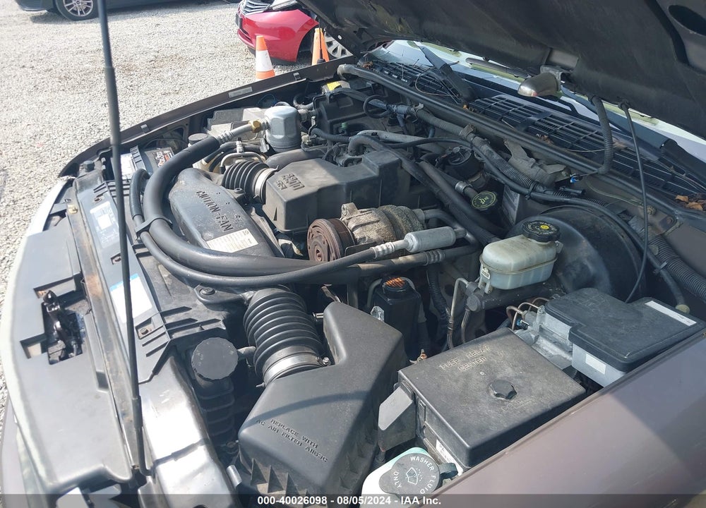 1998 CHEVROLET S-10 FLEETSIDE/LS FLEETSIDE/LS SPORTSIDE VIN: 1GCCS1440W8119915
