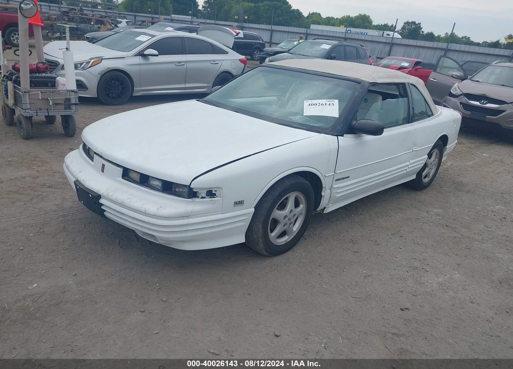 1994 OLDSMOBILE CUTLASS SUPREME VIN: 1G3WT35X1RD375393