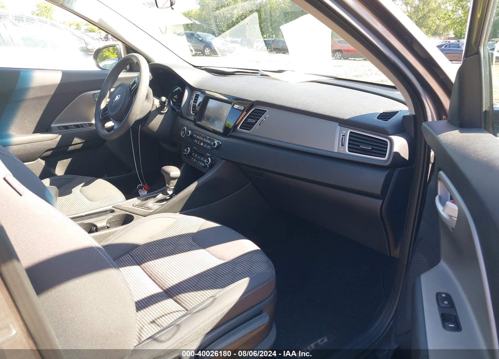 2018 KIA NIRO LX VIN: KNDCB3LC6J5150312