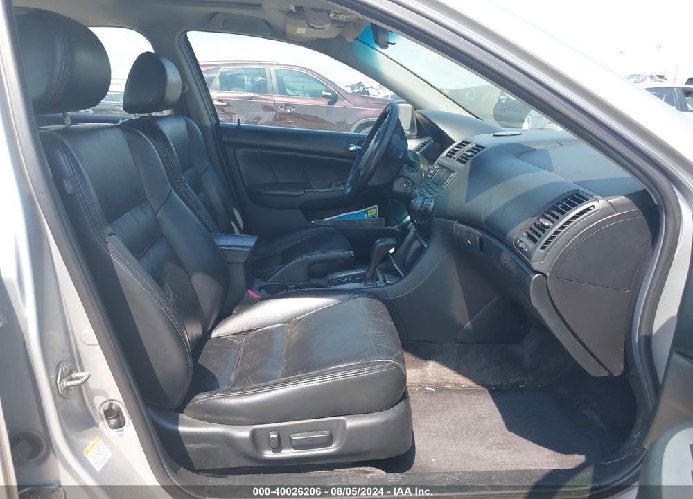 2006 HONDA ACCORD 3.0 EX VIN: 1HGCM665X6A038122