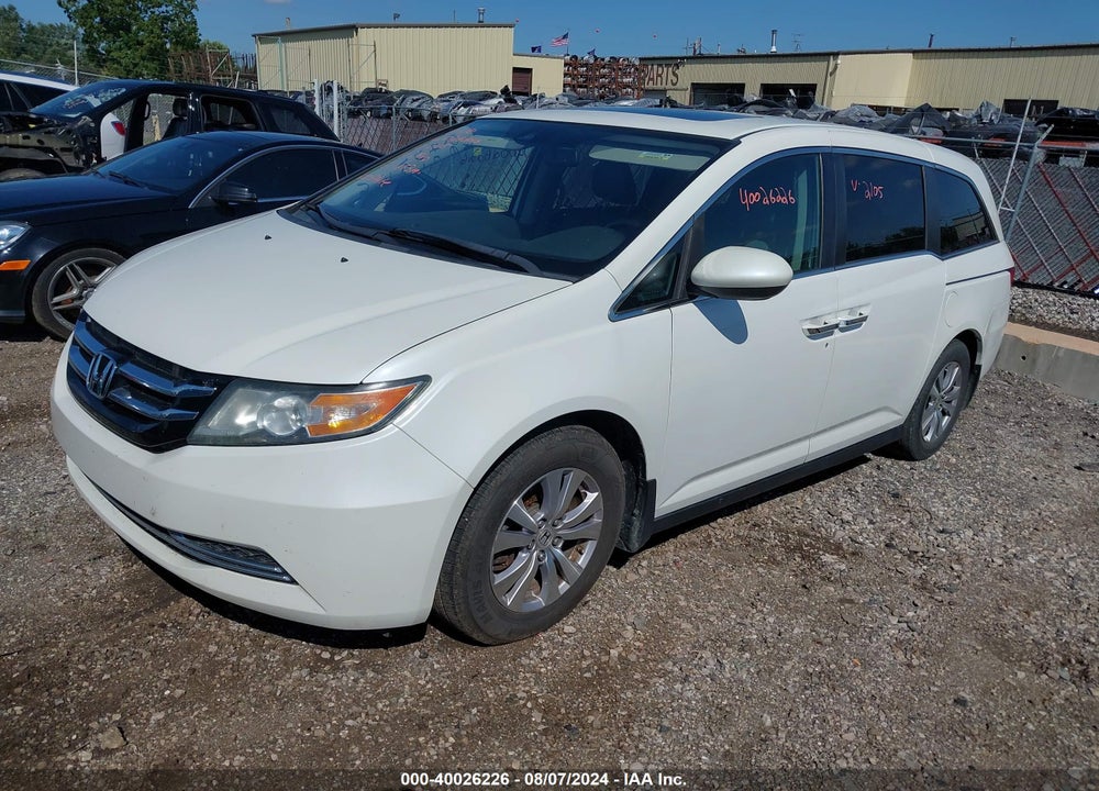 2015 HONDA ODYSSEY EX-L VIN: 5FNRL5H69FB102105