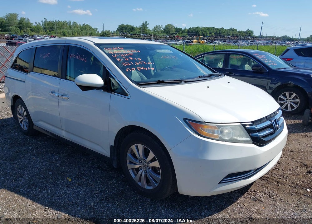2015 HONDA ODYSSEY EX-L VIN: 5FNRL5H69FB102105