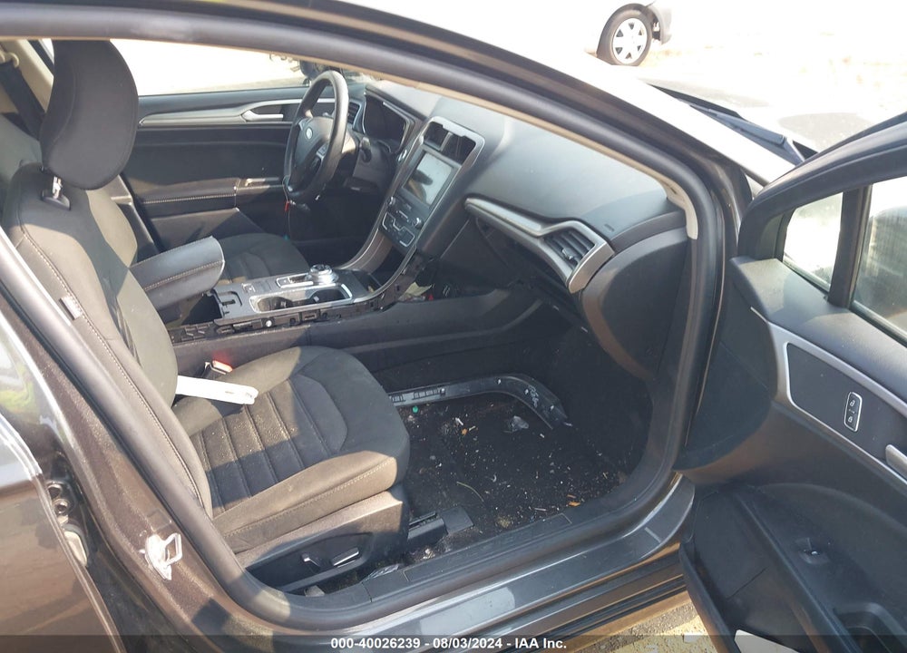 2019 FORD FUSION SE VIN: 3FA6P0H70KR265839