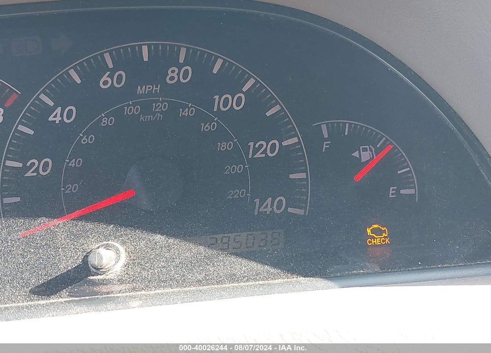 2005 TOYOTA CAMRY LE VIN: 4T1BE30K55U513317
