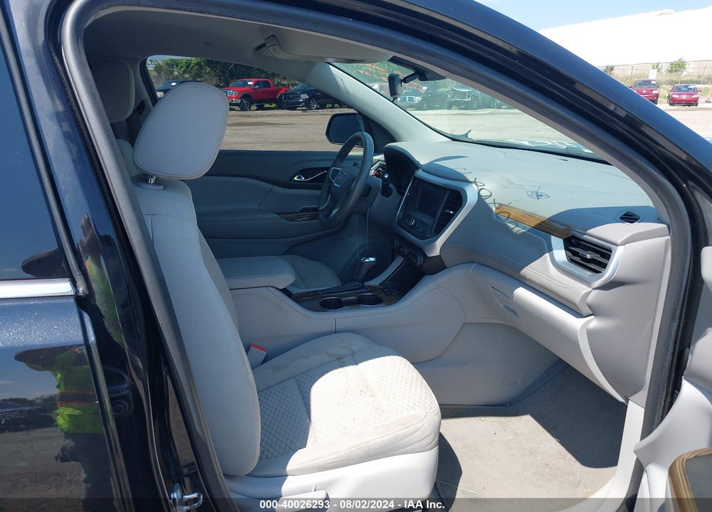 2018 GMC ACADIA SLE-1 VIN: 1GKKNKLA5JZ135079