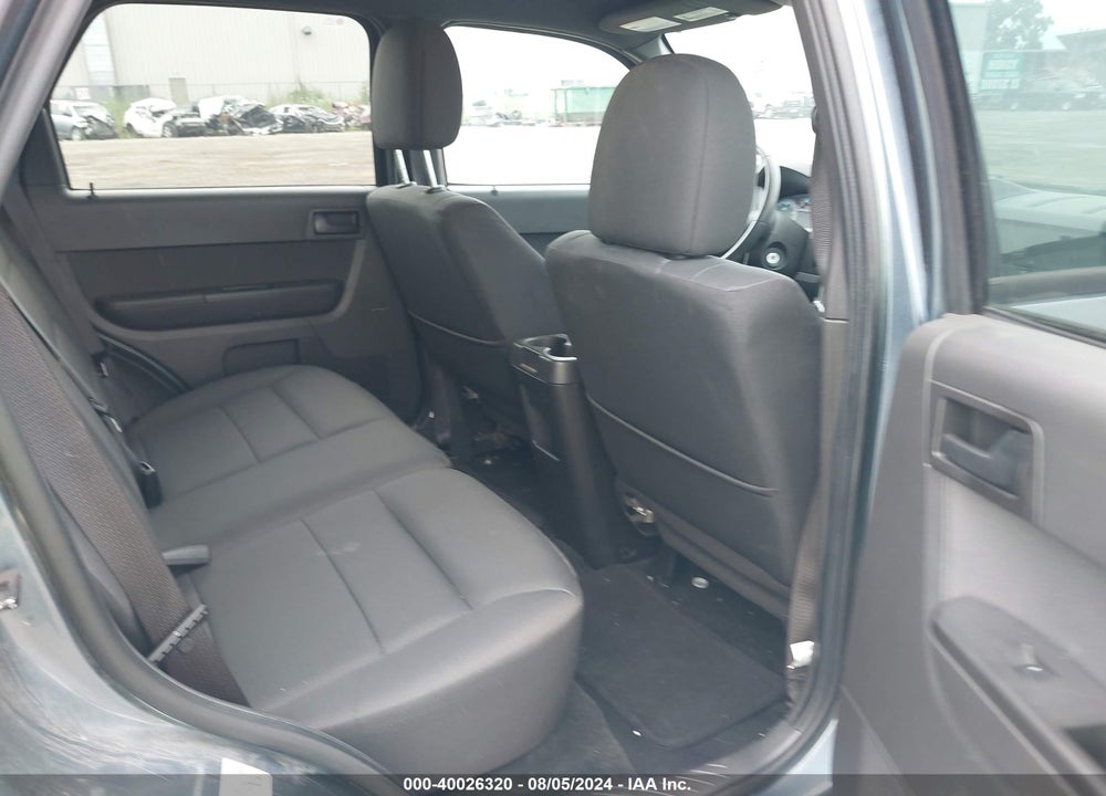 2011 FORD ESCAPE XLT AUTOMATIC VIN: 1FMCU9DG2BKB55715