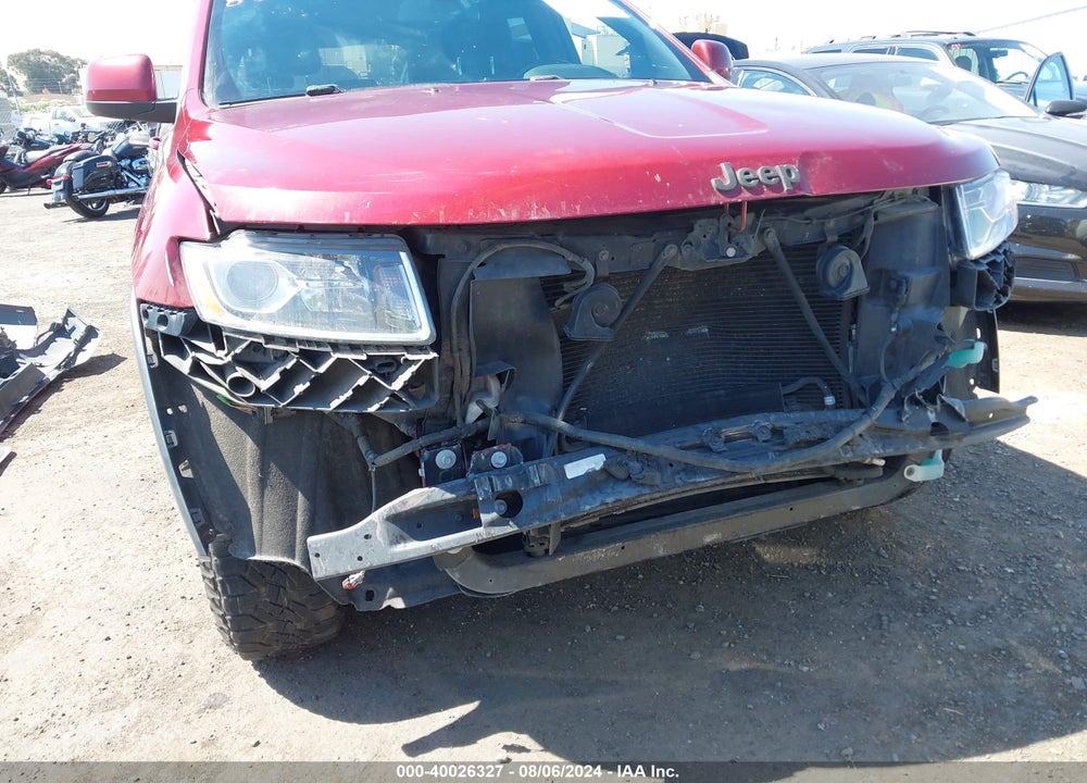 2015 JEEP GRAND CHEROKEE LAREDO VIN: 1C4RJFAG2FC821563