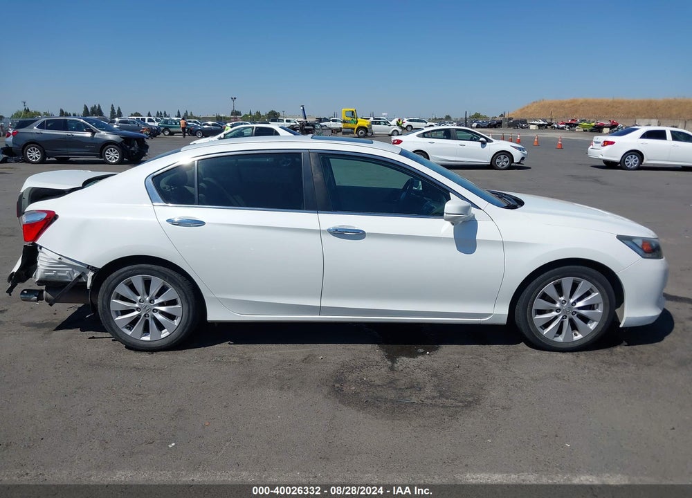 2014 HONDA ACCORD VIN: 1HGCR2F70EA083726