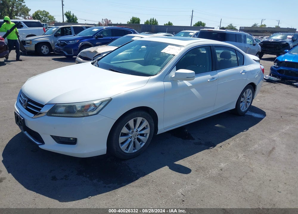 2014 HONDA ACCORD VIN: 1HGCR2F70EA083726