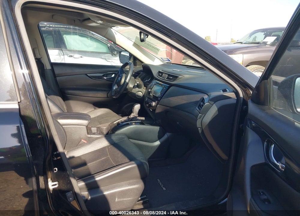 2017 NISSAN ROGUE SL VIN: JN8AT2MV8HW281068