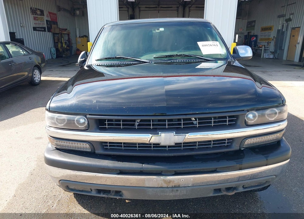 2002 CHEVROLET SILVERADO 1500 LS VIN: 2GCEK19T221292857