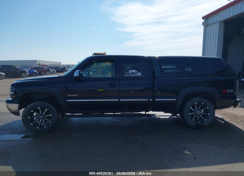 2002 CHEVROLET SILVERADO 1500 LS VIN: 2GCEK19T221292857