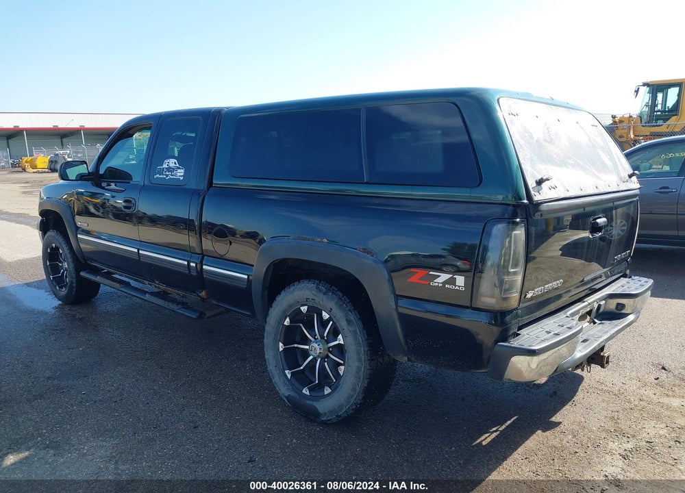 2002 CHEVROLET SILVERADO 1500 LS VIN: 2GCEK19T221292857