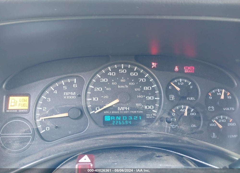 2002 CHEVROLET SILVERADO 1500 LS VIN: 2GCEK19T221292857