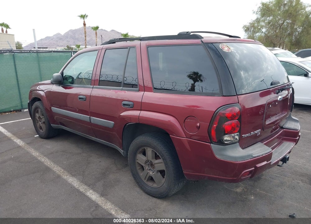 2005 CHEVROLET TRAILBLAZER LS VIN: 1GNDS13S152345183