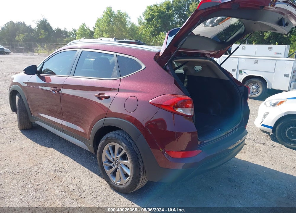 2017 HYUNDAI TUCSON SE PLUS VIN: KM8J33A4XHU483236