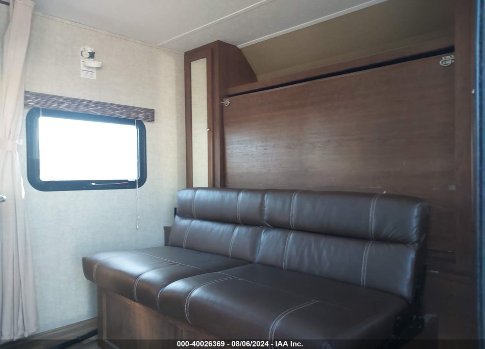 2017 KEYSTONE RV OTHER VIN: 4YDT21L22HN203588