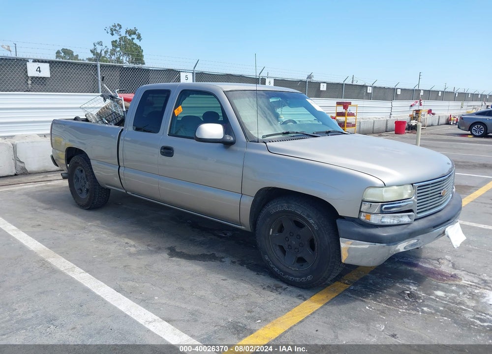 2000 CHEVROLET SILVERADO 1500 LS VIN: 1GCEC19T1YZ149279