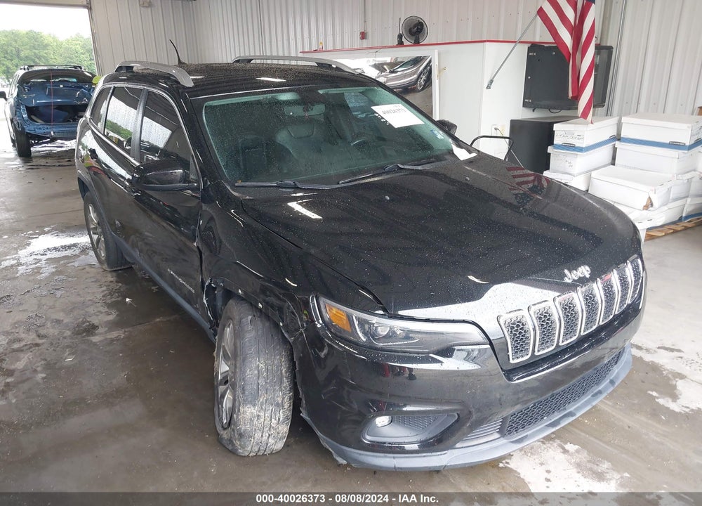 2019 CHEROKEE JEEP  LATITUDE PLUS FWD VIN: 1C4PJLLB4KD272444